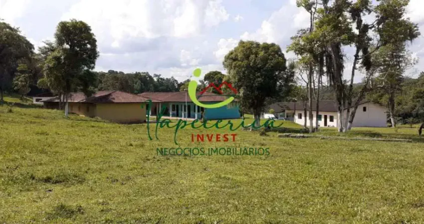 Fazenda à venda no Centro, Juquitiba 