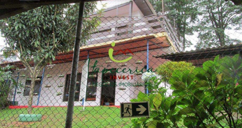 Prédio à venda no Parque Paraíso, Itapecerica da Serra 