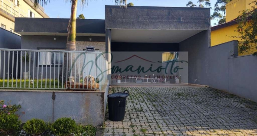 Casa à venda no bairro Parque Delfim Verde - Itapecerica da Serra/SP