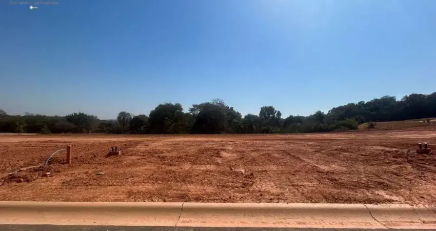 Terreno em condomínio fechado à venda no Recanto Campestre Internacional de Viracopos Gleba 6, Indaiatuba
