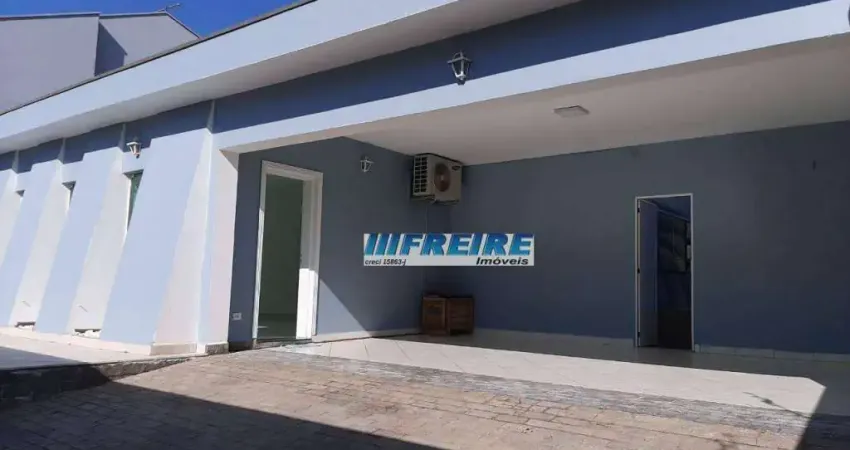 Casa com 3 dormitórios para alugar, 220 m² por R$ 9.291,44/mês - Jardim São Caetano - São Caetano do Sul/SP