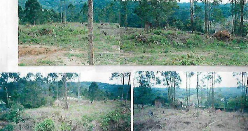 Terreno à venda na Rua Galeão, 114, Invernada, Embu das Artes