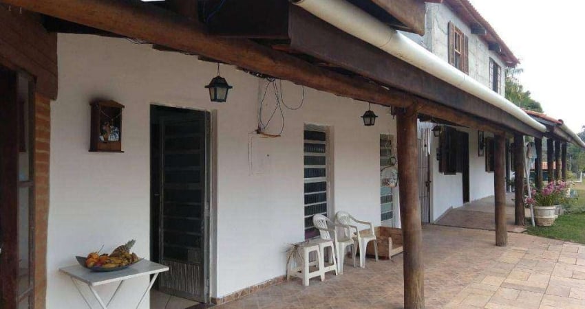 Chácara à venda, porteira fechada com 3000 m² por R$ 630.000 - Chácara dos Manacás - Cotia/SP