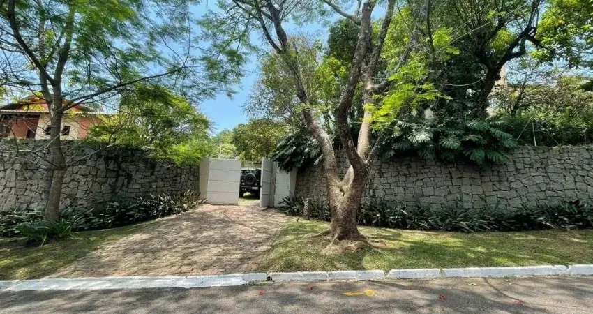 Casa com 4 suites, piscina e academia à venda, 630 m² por R$ 5.800.000 - Granja Viana - Cotia/SP