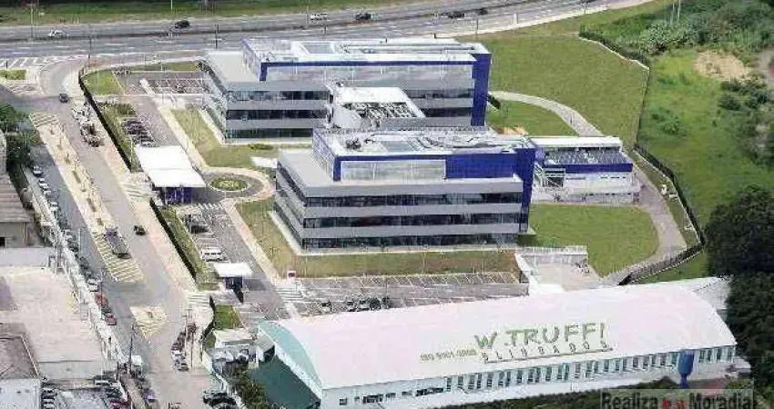 Galpão à venda, 3850 m² por R$ 18.000.000,00 - Granja Viana - Cotia/SP