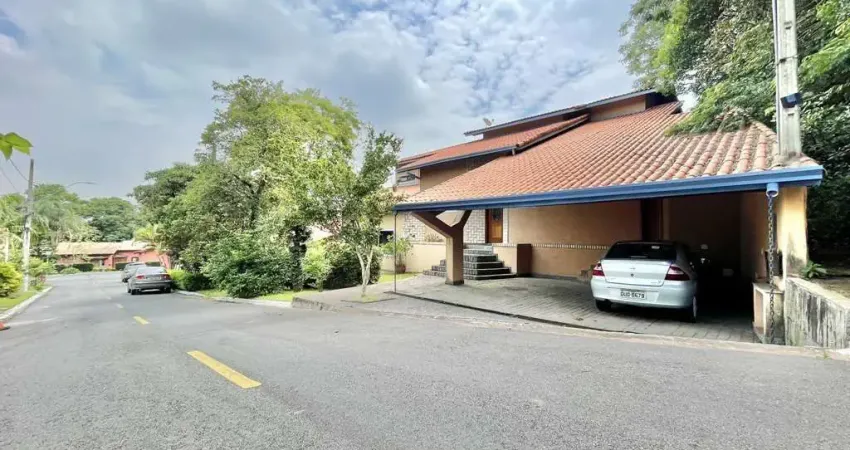 Casa com 5 dormitórios - 2 suítes - varanda gourmet - piscina - sauna - Barueri