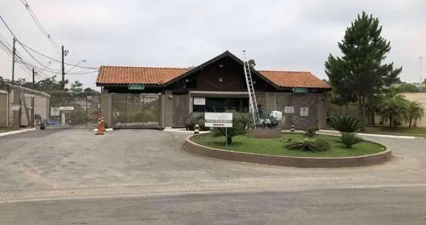 Terreno de esquina com vista privilegiada – frente ao clube do condomínio!