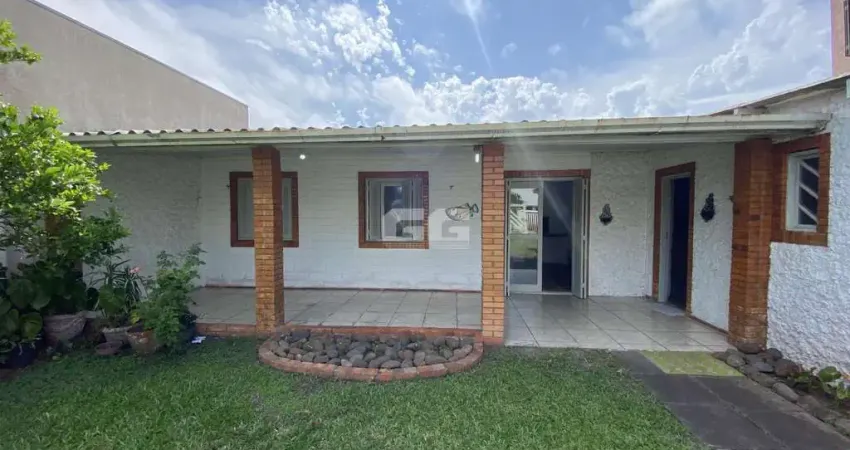 Casa com 3 quartos à venda na Rua Castro Alves, 414, Zona Nova, Tramandaí
