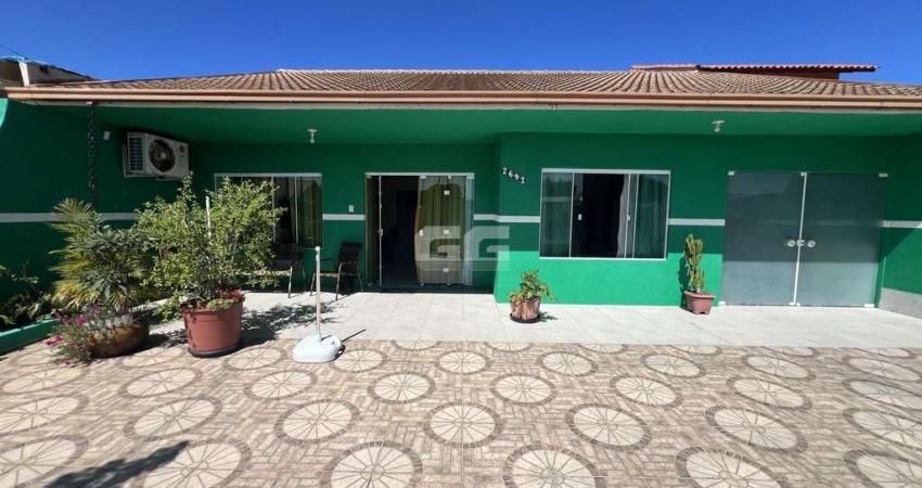 Casa com 4 quartos à venda na Rua Getúlio Vargas, 2692, Centro, Cidreira