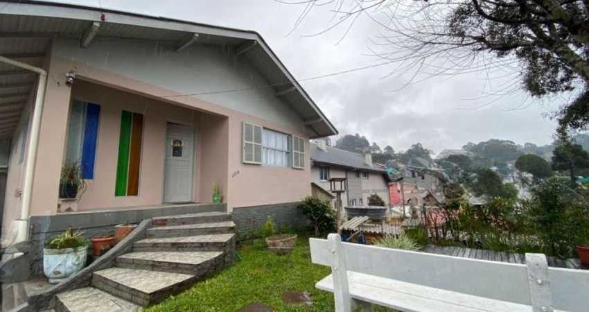 Casa com 4 quartos à venda na Piaui, 430, Dutra, Gramado