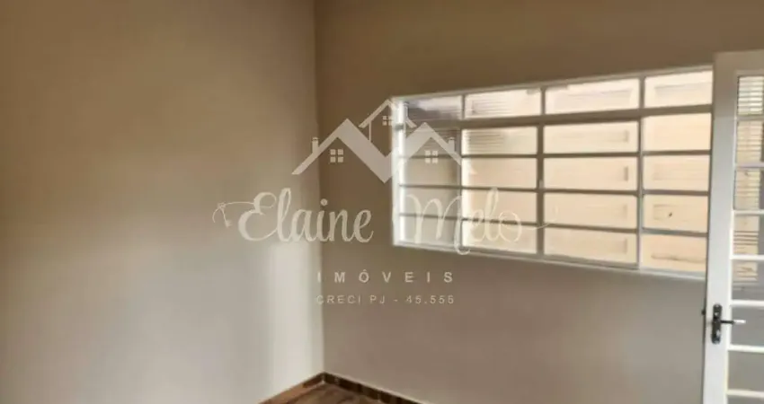 Casa com 2 quartos à venda na Rua Pompílio Marques Gouvea, Jardim dos Manacás, Araraquara