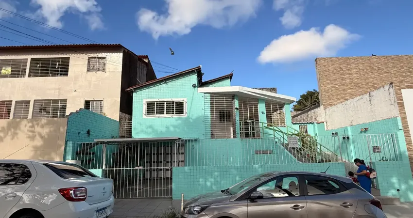 Casa com 3 quartos à venda na Rua Laurentino Tavares de Carvalho, 001, Fundão, Recife