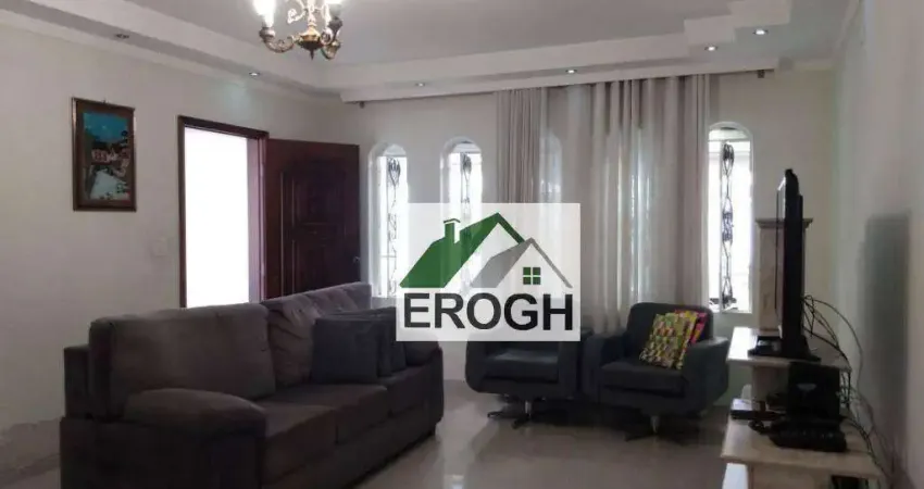 Sobrado com 4 dormitórios à venda, 259 m² por R$ 890.000,00 - Parque Bandeirante - Santo André/SP