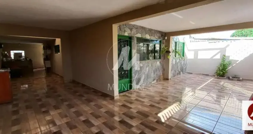 Casa (térrea na rua) 3 dormitórios/suite, cozinha planejada