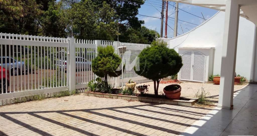 Casa (sobrado na  rua) 4 dormitórios/suite