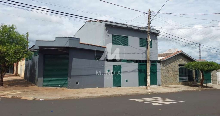 Casa (térrea na rua) 5 dormitórios/suite, cozinha planejada