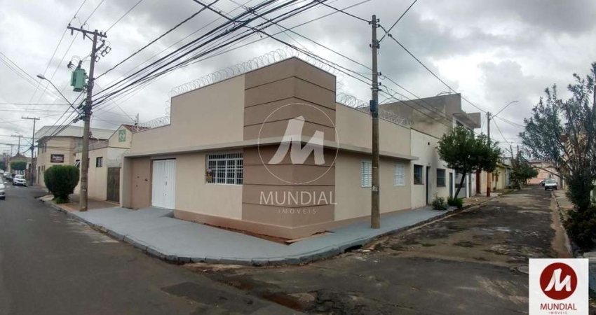 Casa (térrea na rua) 2 dormitórios, cozinha planejada