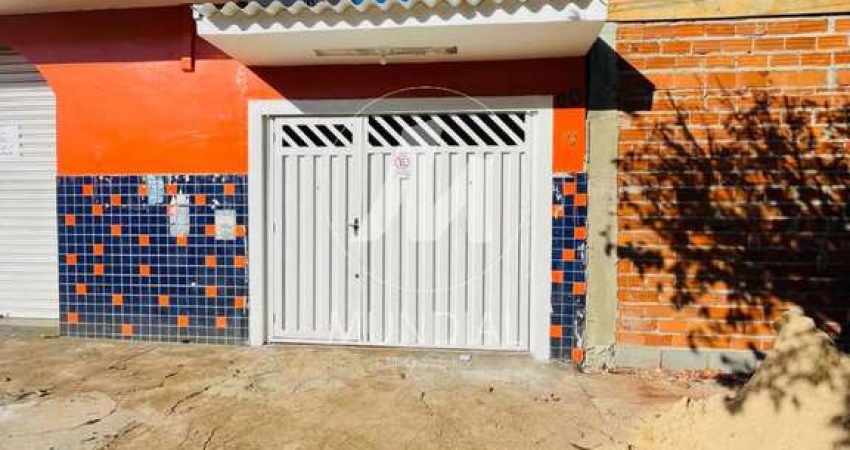 Casa (térrea na rua) 3 dormitórios/suite, cozinha planejada
