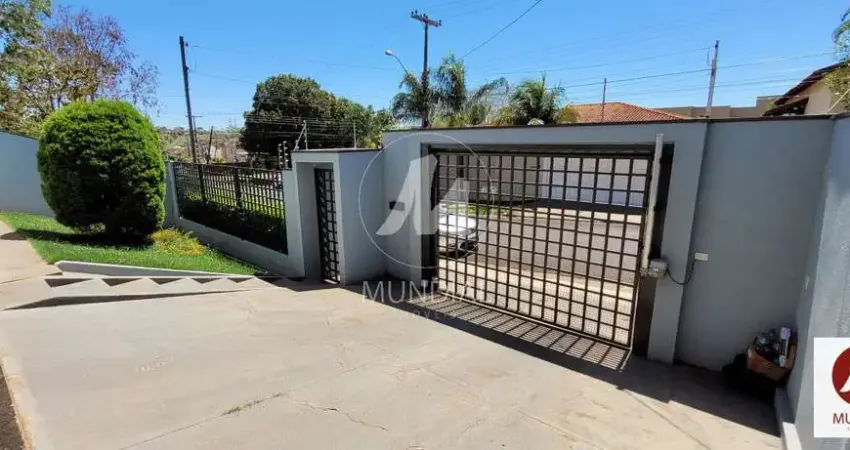 Casa (térrea na rua) 3 dormitórios/suite, cozinha planejada