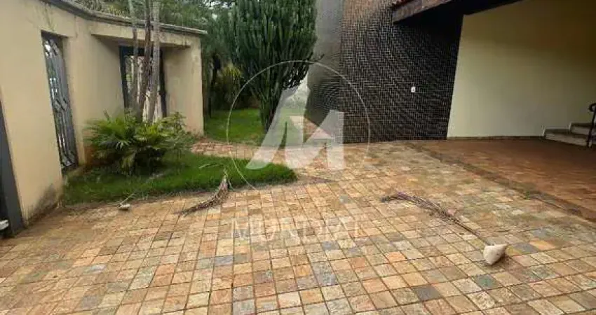 Casa (sobrado na rua) 4 dormitórios/suite, cozinha planejada