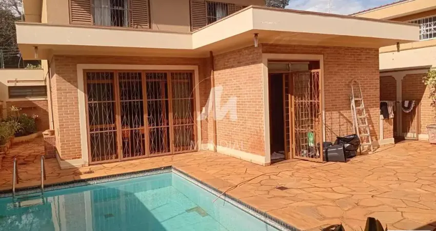 Casa (sobrado na rua) 3 dormitórios/suite, cozinha planejada