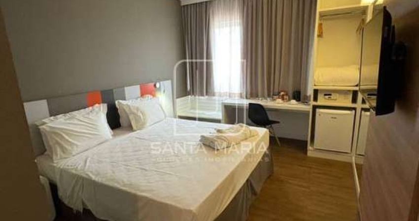 Apartamento (flat) 1 dormitórios/suite, cozinha planejada, portaria 24 horas, elevador, em condomínio fechado