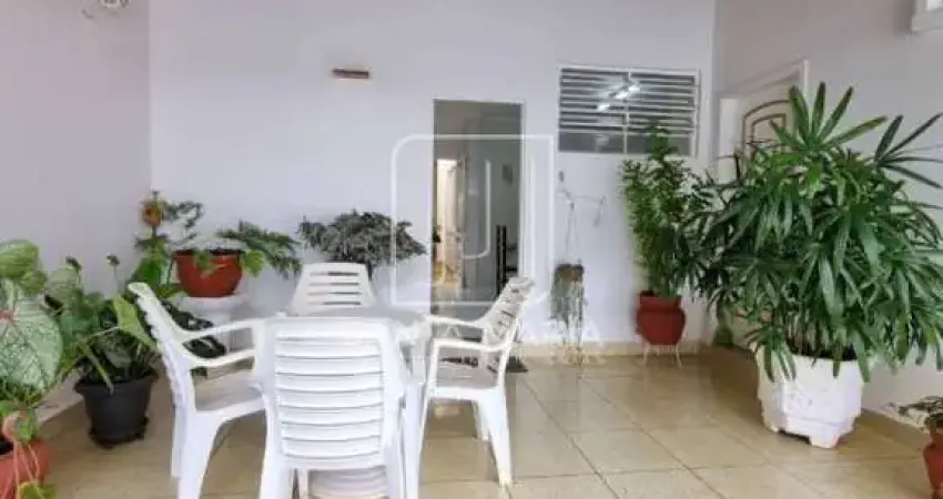 Casa (térrea na rua) 3 dormitórios/suite, cozinha planejada
