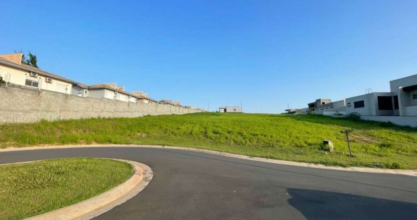 Terreno à venda, 677 m² por R$ 1.500.000,00 - Parque Villa dos Pinheiros - Indaiatuba/SP