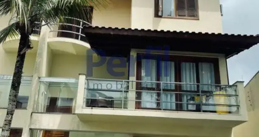 Casa com 3 quartos à venda na Vila Oliveira, Mogi das Cruzes