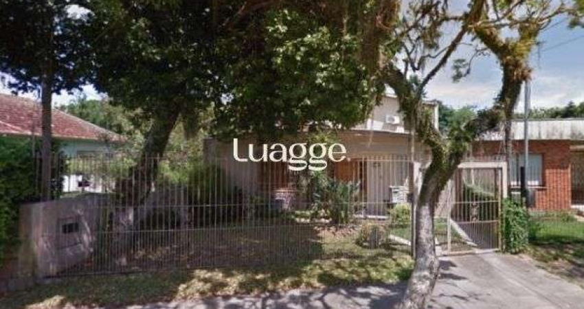 Casa para Venda - 200m², 4 dormitórios, sendo 1 suites, 4 vagas - Ipanema