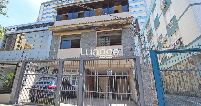 Casa para Venda - 300m², 6 dormitórios, sendo 1 suites, 3 vagas - Menino Deus