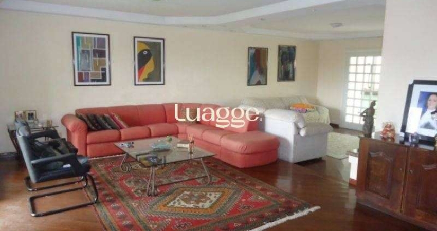 Casa para Venda - 400m², 4 dormitórios, sendo 1 suites, 4 vagas - Jardim Sabará