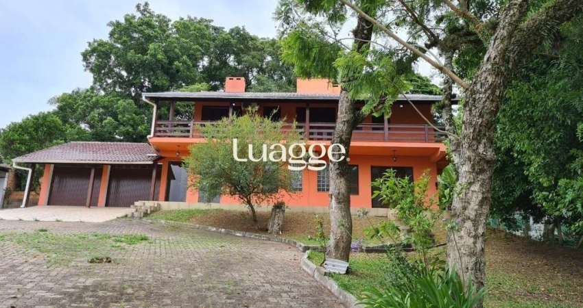 Sobrado para Venda - 200m², 3 dormitórios, sendo 1 suites, 3 vagas - Belém Novo
