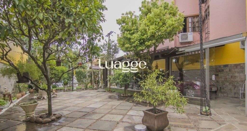 Casa para Venda - 252m², 3 dormitórios, sendo 1 suites, 3 vagas - Parque Santa Fé