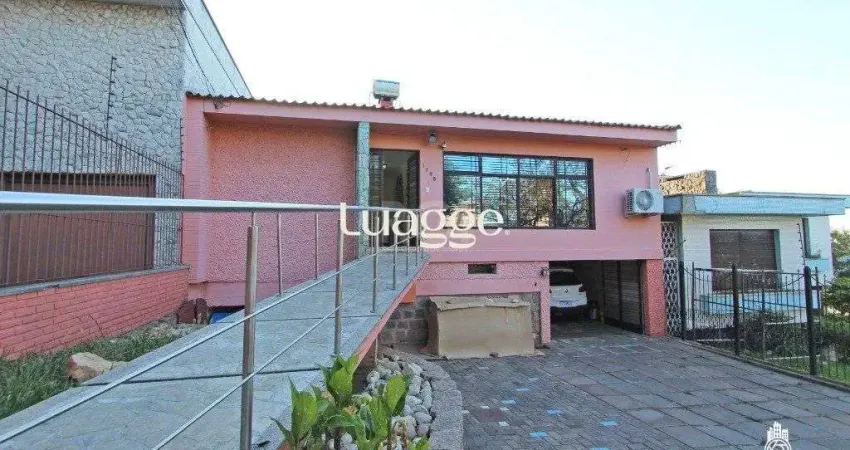 Casa para Venda - 500m², 5 dormitórios, sendo 2 suites, 5 vagas - Menino Deus