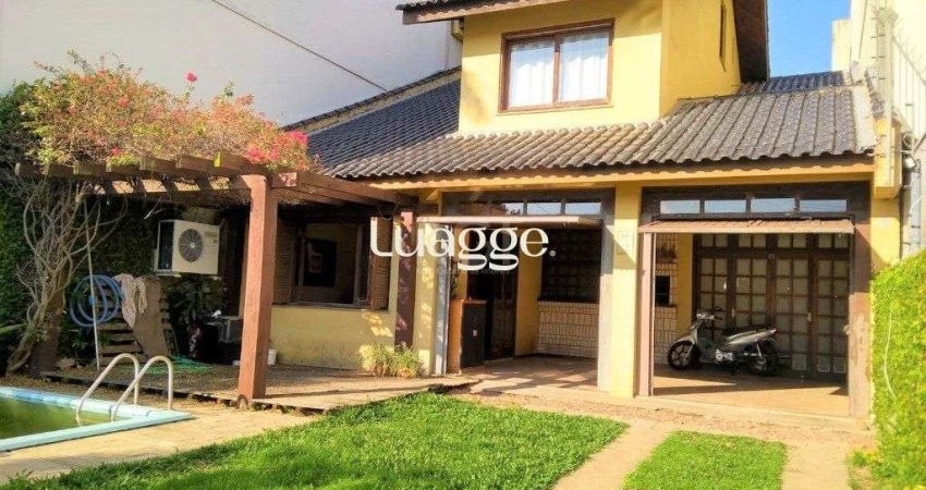 Casa para Venda - 219m², 3 dormitórios, sendo 1 suites, 4 vagas - Menino Deus