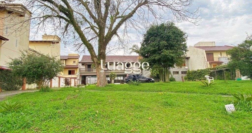 Casa para Venda - 840m², 7 dormitórios, sendo 3 suites, 8 vagas - Medianeira