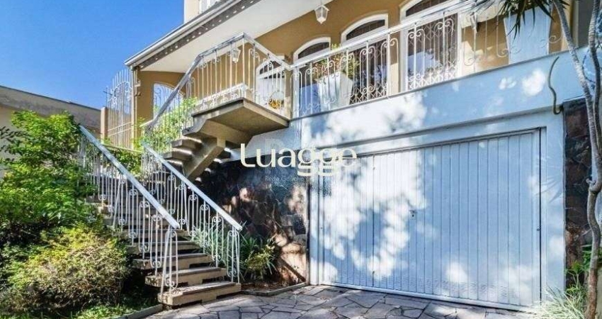 Excelente casa de 264m² com 4 dormitórios no bairro Menino Deus