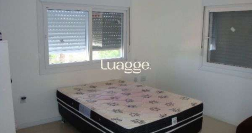 Casa para Venda - 353m², 3 dormitórios, sendo 1 suites, 3 vagas - Guarujá