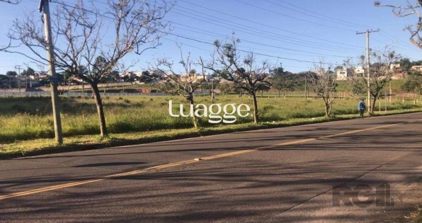 Amplo terreno com 4.704m²