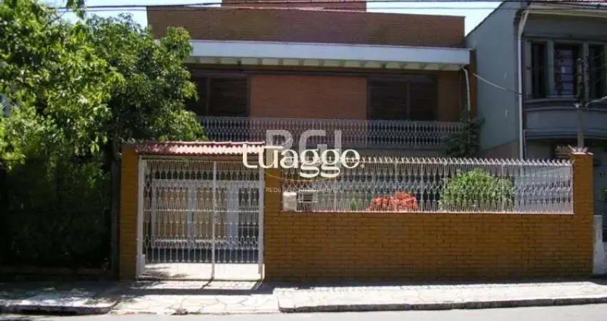 Casa para Venda - 524.96m², 5 dormitórios, sendo 1 suites, 6 vagas - Medianeira