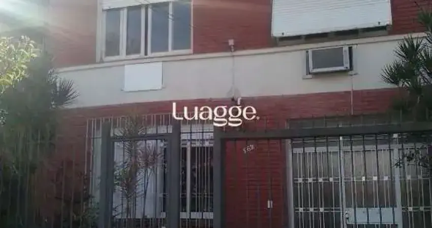 Casa para Venda - 250m², 5 dormitórios, 6 vagas - Menino Deus