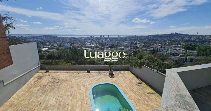 Casa para Venda - 464m², 5 dormitórios, sendo 4 suites, 4 vagas - Nonoai