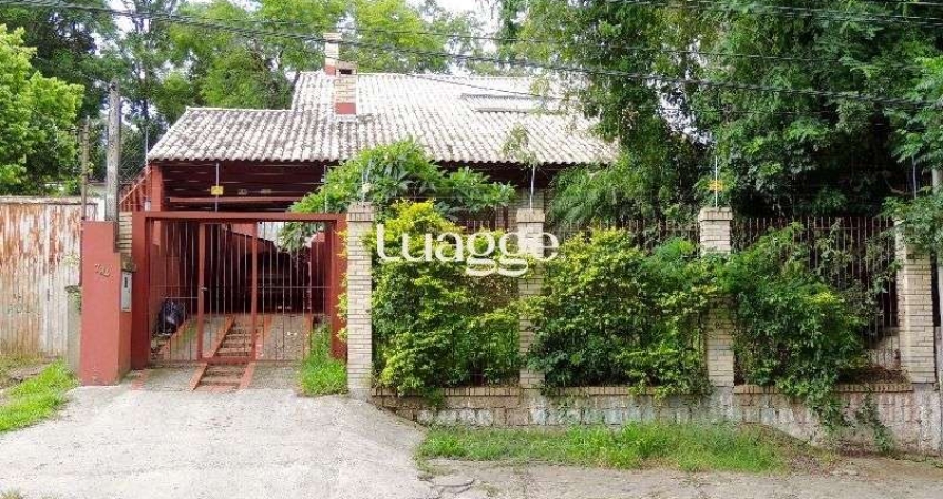 Casa para Venda com 3 dormitórios, sendo 2 suites e 3 vagas no bairro Belém Novo