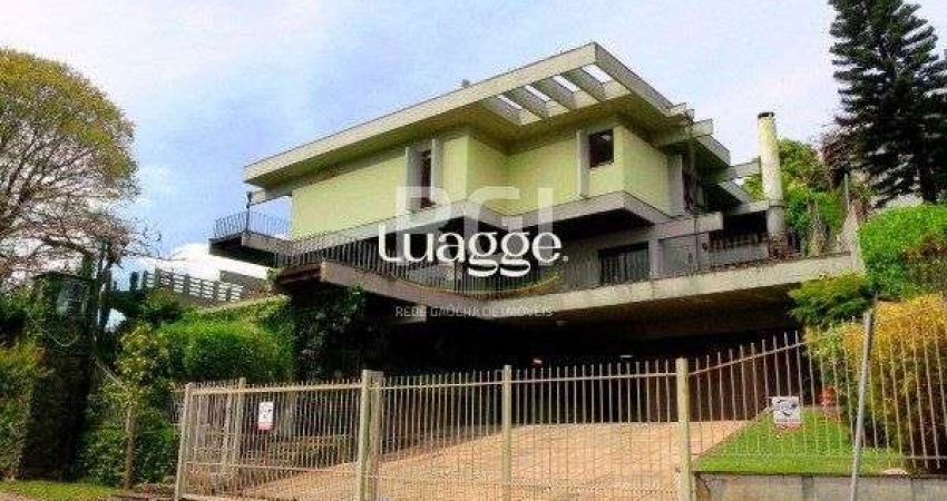 Casa para Venda - 700m², 4 dormitórios, sendo 4 suites, 6 vagas - Vila Conceição