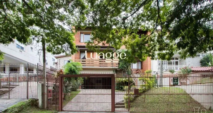 Casa para Venda - 416.89m², 4 dormitórios, sendo 1 suites, 5 vagas - Tristeza