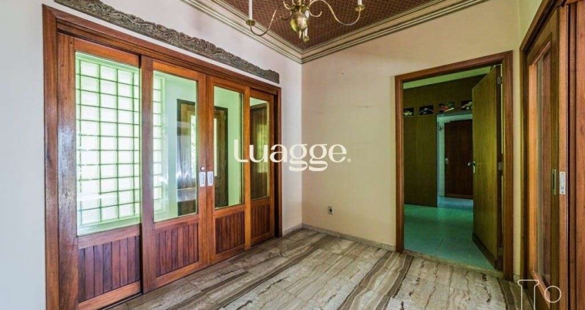 Casa para Venda - 450m², 3 dormitórios, sendo 1 suites, Vila Conceição
