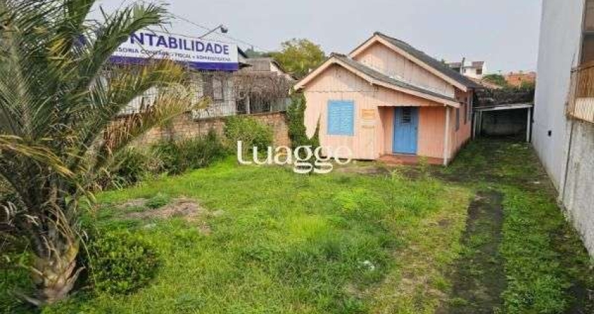 Casa em Porto Alegre, no bairro Espírito Santo, com 3 dormitório(s), e 3 banheiros, à venda.