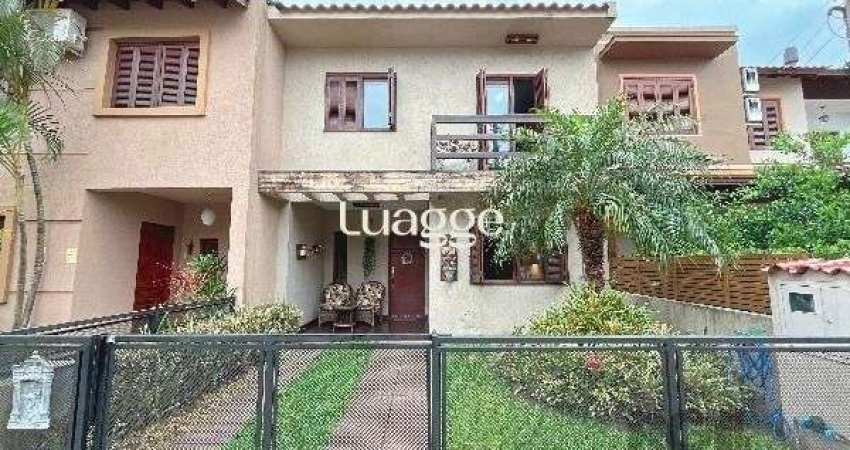 Casa em Porto Alegre, no bairro Hípica, com 3 dormitório(s), e 3 banheiros, à venda.