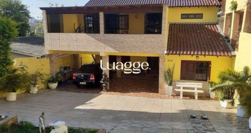 Casa para Venda - 300m², 3 dormitórios, sendo 1 suites, 5 vagas - Partenon